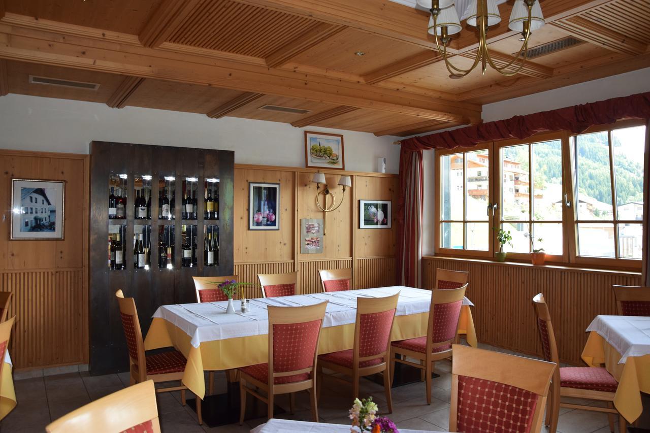 Gasthaus Zum Weissen Kreuz Lazfons Exteriér fotografie