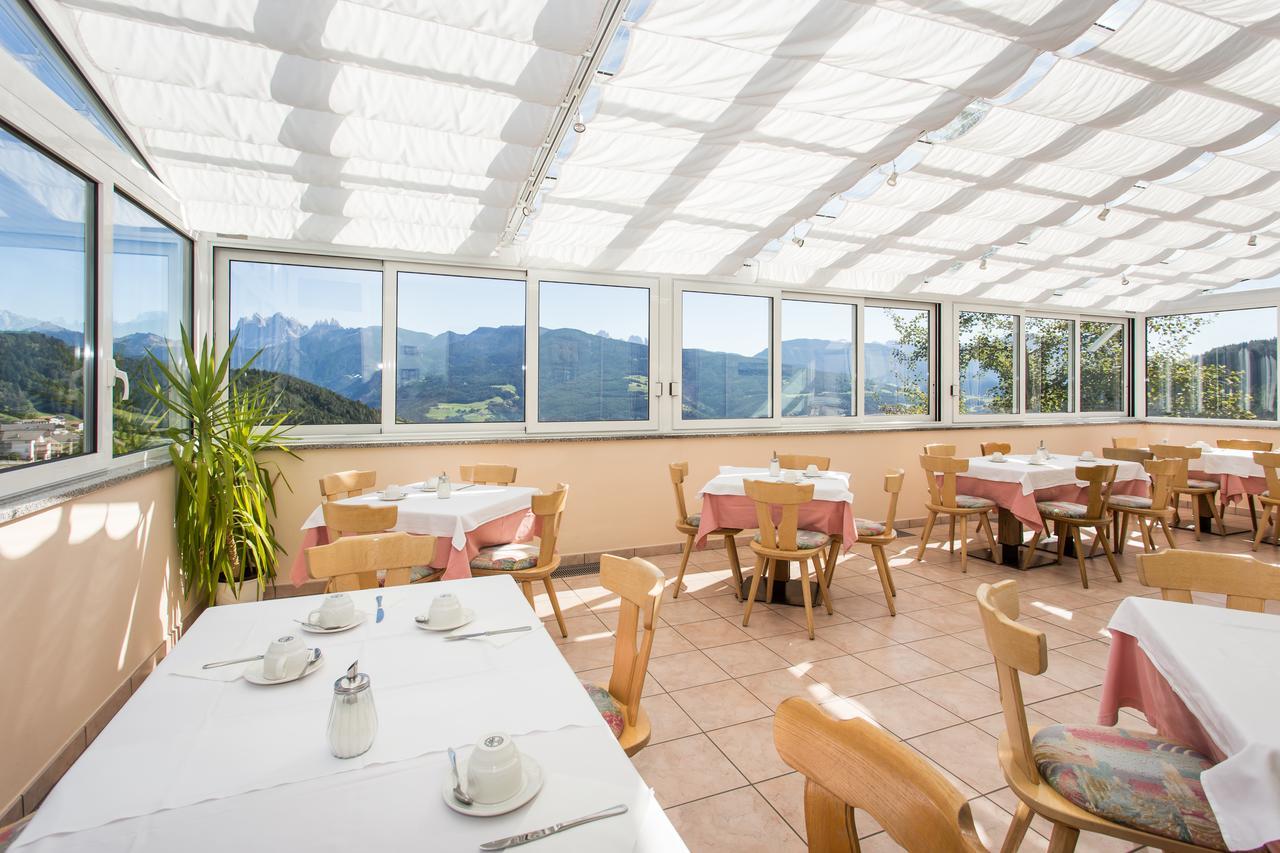 Gasthaus Zum Weissen Kreuz Lazfons Exteriér fotografie